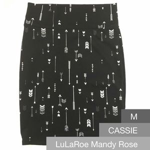 LuLaRoe Cassie pencil skirt